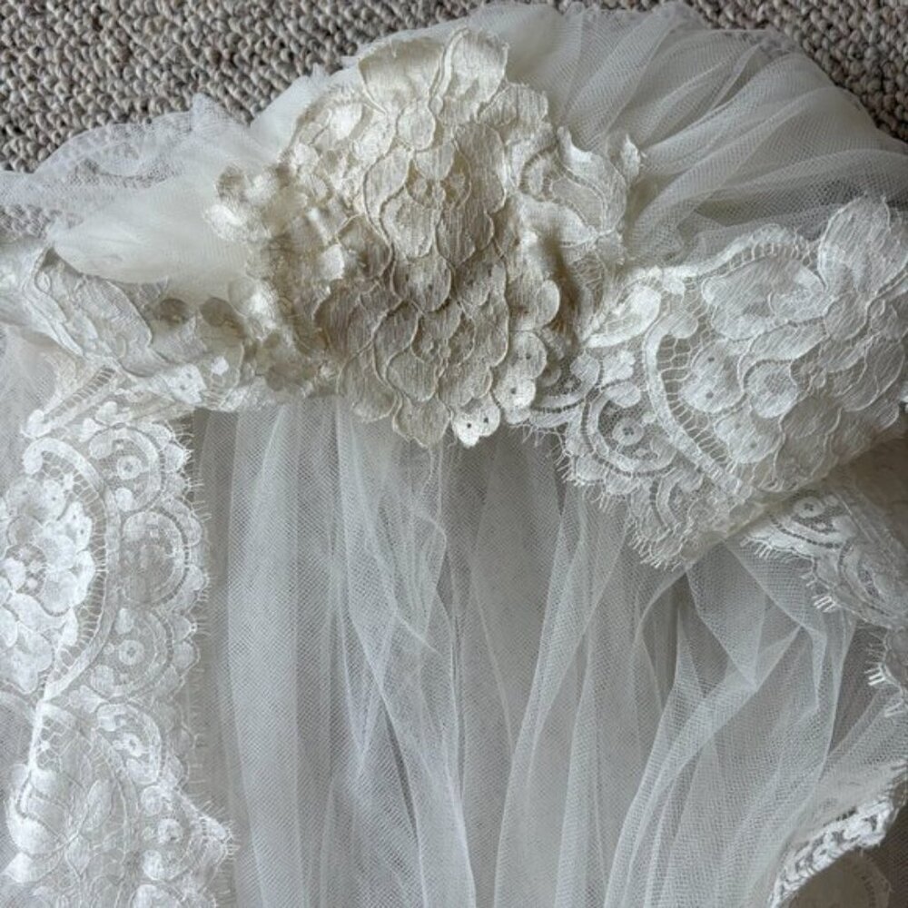 Vintage Lace Cathedral Wedding Veil Romantic Bridal Veil Long Train White - Picture 4 of 7